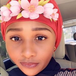 Meet your Posher, Aminata